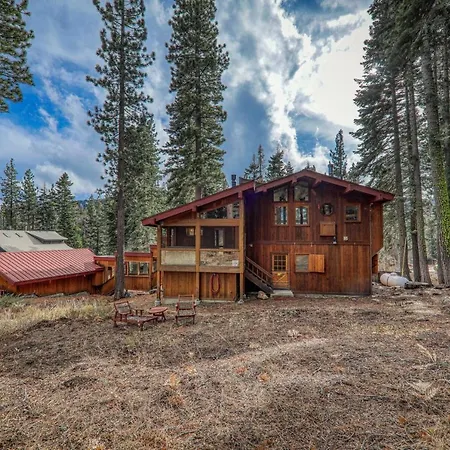 Sherwood Chalet - Quiet 3 Bedroom In Ward Canyon, Private Hot Tub, Near Sherwood Chairlift